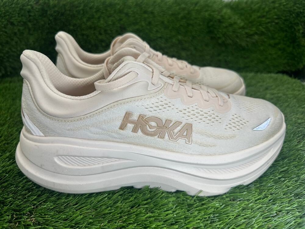 Hoka One One Bondi 9 1162012-VCH Athletic Sneaker Womens 9.5B Beige Knit Running